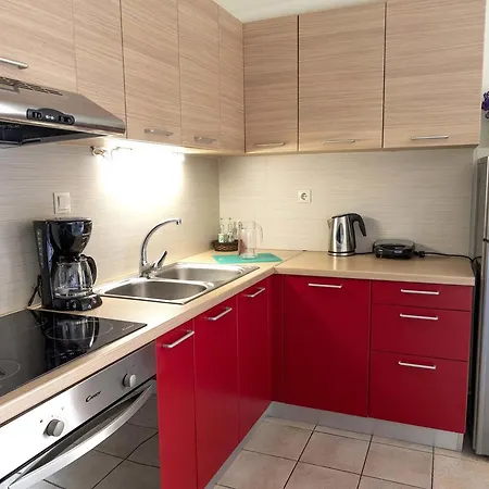 Plumi Apartament *